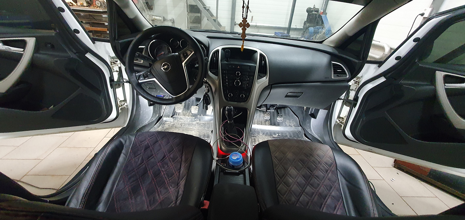 Установка тросовых педалей на Opel Astra  (механика, 2шт.)